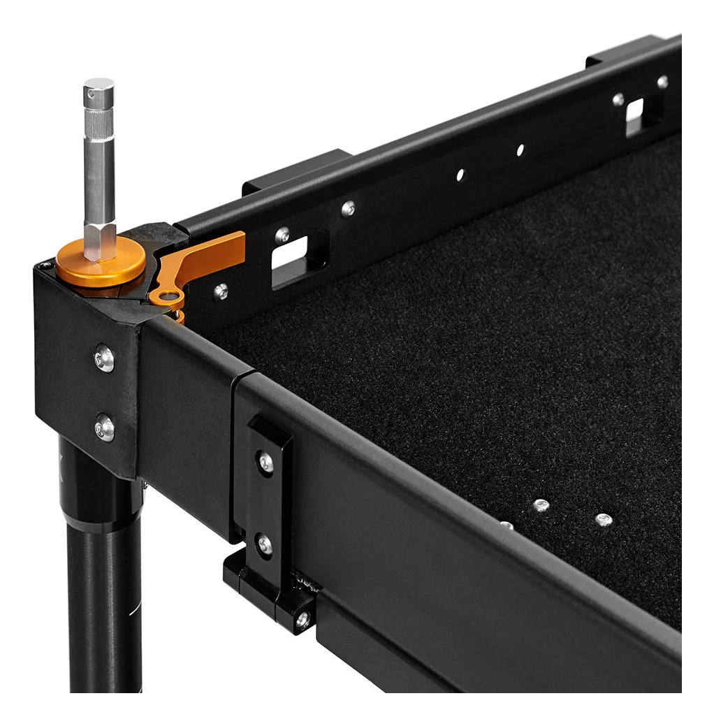 Inovativ Corner Plug with Baby Pin for Apollo and Deploy