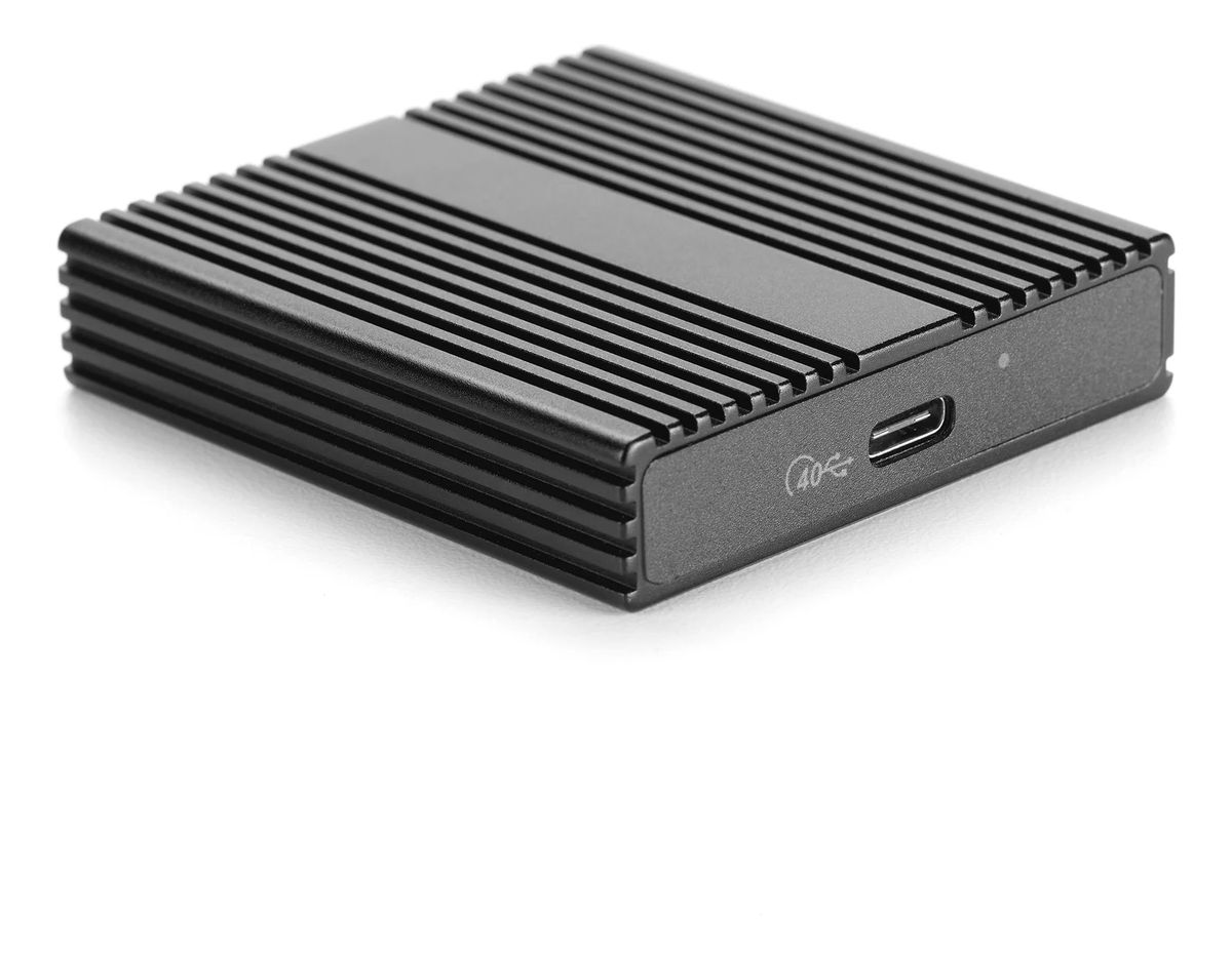 Oyen Digital Helix Mag10 2TB USB-C (3.2 Gen2) Portable Magnetic SSD